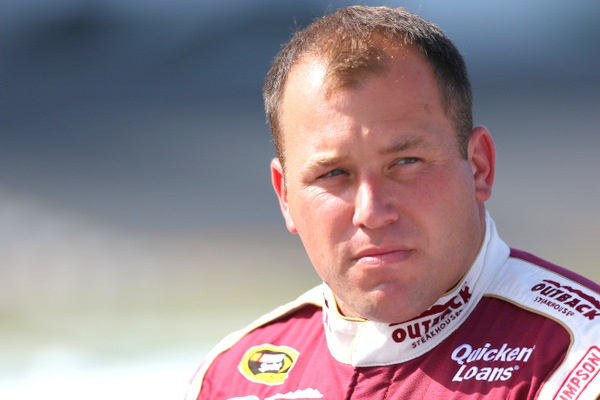 Tony Stewart replacing Ryan Newman with Kevin Harvick for 2014; Jack Roush says he's interesting in talking with Newman